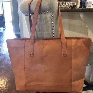 noonday modern leather tote